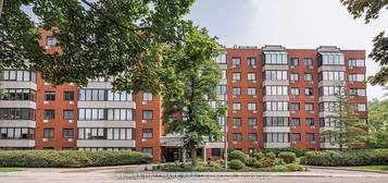 225 Alvin Rd #510, Ottawa, ON K1K 4H6