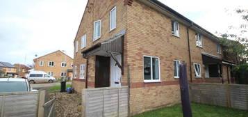 1 bed semi-detached house for sale