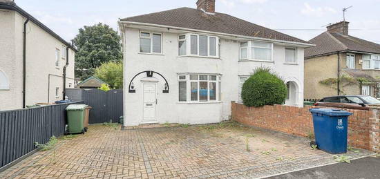 3 bedroom semi-detached house for sale