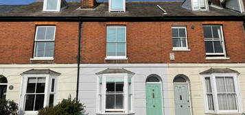 5 bedroom terraced house