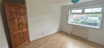 Flat to rent in Bridge Of Weir Road, Linwood PA3