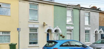 2 bed terraced house for sale