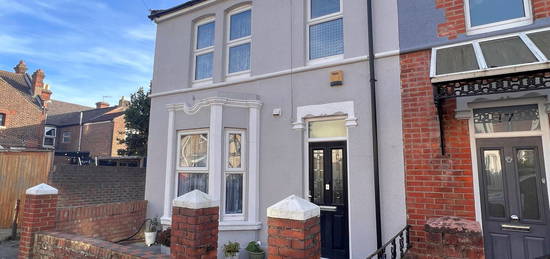 4 bed semi-detached house for sale