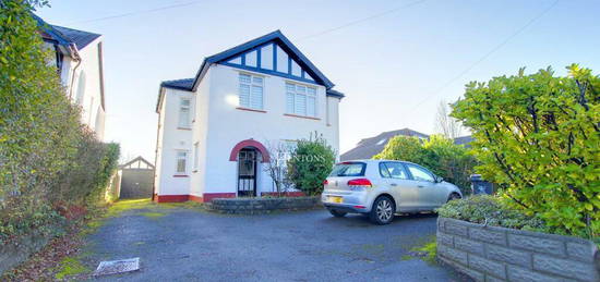 3 bedroom detached house