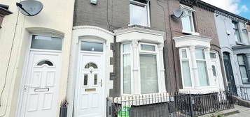 2 bed terraced house for sale