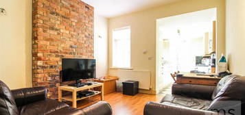 3 bed terraced house to rent