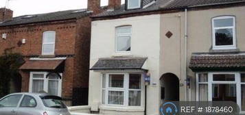 4 bedroom semi-detached house