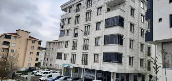 Arnavutköy Hadımköy merkezde satılık 2+1 100 metrekare lüks dair