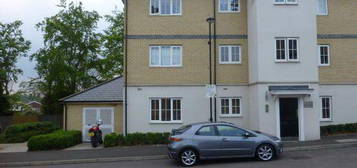 Flat to rent in King Cole Place, Colchester, Essex CO4