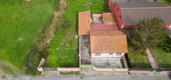 CASA TÉRREA EM ESTARREJA COM ÁREA EXTERIOR