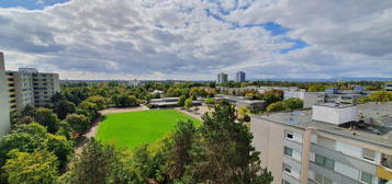 Exklusive 3,5 Zimmer Wohnung Panorama-Blick EBK Lu-Pfingstweide