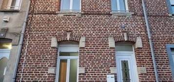 Maison de ville 2 étages  à vendre, 4 pièces, 3 chambres, 97 m²