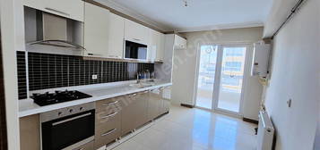 MENDERES MAHALLESİNDE ARAKATTA 3+1 KİRALIK DAİRE