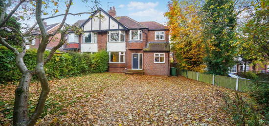 4 bedroom semi-detached house