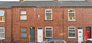 2 bedroom terraced house