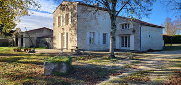 Maison ancienne 1 étage  à vendre, 8 pièces, 4 chambres, 226 m²