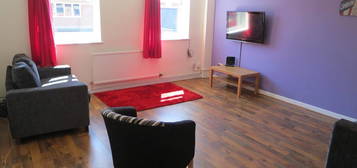 Flat to rent in Copson Street, Withington, Manchester M20