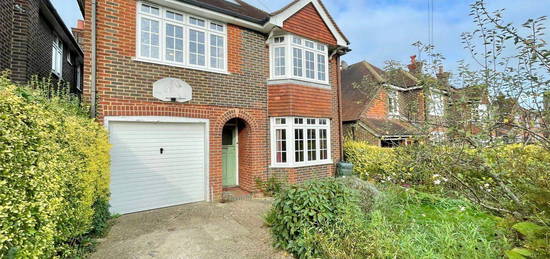 Detached house to rent in Queen Eleanors Road, Guildford, Surrey GU2