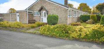 2 bedroom semi-detached bungalow for sale