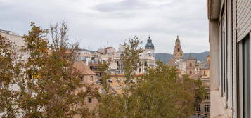 Piso en venta en Gran Vía Alfonso X el Sabio, San Miguel