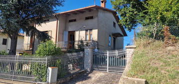 Villa unifamiliare via Po' della Fratta, Centro, Piegaro