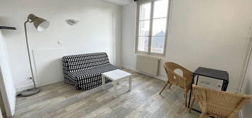 Studio meublé  à louer, 1 pièce, 17 m², Étage 2/3