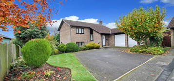 4 bedroom detached house to rent