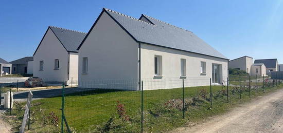 Maison de plain-pied  à louer, 4 pièces, 3 chambres, 93 m²