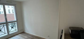 Studio  à vendre, 1 pièce, 18 m², Étage 3/5