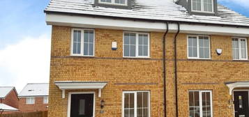 3 bedroom semi-detached house