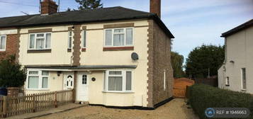 3 bedroom semi-detached house