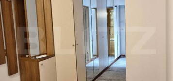 Apartament de 3 camere, 72 mp, zona Nicolina