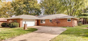 224 Joseph Dr, Fairview Heights, IL 62208