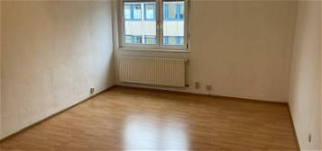 Helle und ruhige 2 Zimmer Wohnung im Zentrum von Stuttgart
