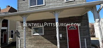 237 N 2nd St #2, Jeannette, PA 15644