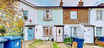 2 bed terraced house for sale