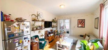 152 Dupont St APT 2R, Brooklyn, NY 11222