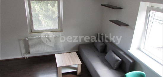 Pronájem bytu 3+kk 70 m², Chocerady