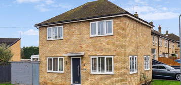 3 bed detached house for sale