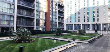 Flat to rent in Baltic Apartments 21 Western Gateway, London E16