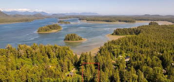 1076 Pacific Rim Hwy, Tofino, BC V0R 2Z0