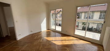 Appartement  à louer, 2 pièces, 1 chambre, 49 m²