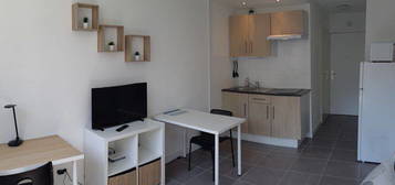 Studio, parking, wifi, all exclusive, Europole, 300m GEM