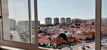 Arrendamento de Apartamento T1  na rua José Vicente da Costa, 1