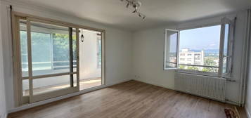 Appartement  à vendre, 3 pièces, 2 chambres, 71 m²