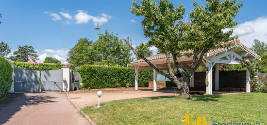 Maison  à vendre, 9 pièces, 5 chambres, 308 m²