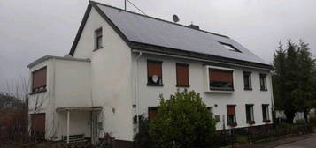 Mehrfamilienhaus, Bungalow, Garagen und PV Anlage zu verkaufen