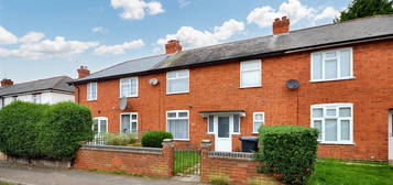 Terraced house to rent in Broadway East, Northampton NN3