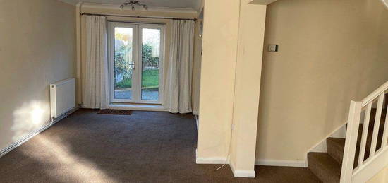 Terraced house to rent in The Gore, Basildon SS14