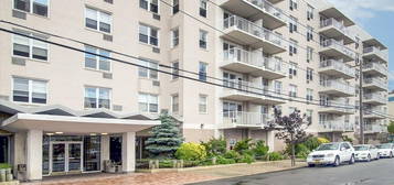 522 Shore Rd Unit 2WW, Long Beach, NY 11561